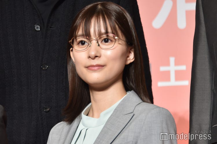 9u1u19m Wia7am 9u1u19m Wia7am