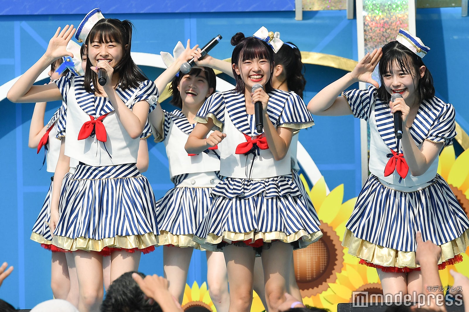 松岡はな、外薗葉月、村川緋杏／HKT48「TOKYO IDOL FESTIVAL 2018」 （C）モデルプレス