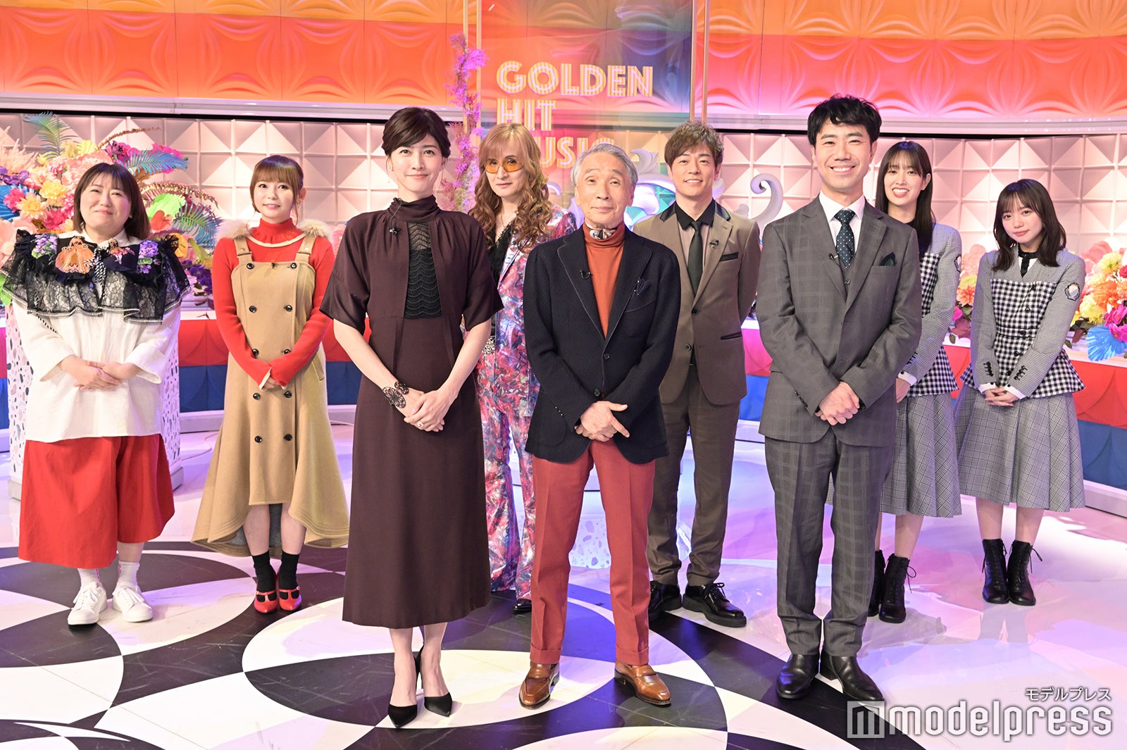 （後列左から）黒沢かずこ、中川翔子、高見沢俊彦、陣内智則、佐々木久美、齊藤京子（前列左から）内田有紀、堺正章、藤井隆 （C）モデルプレス