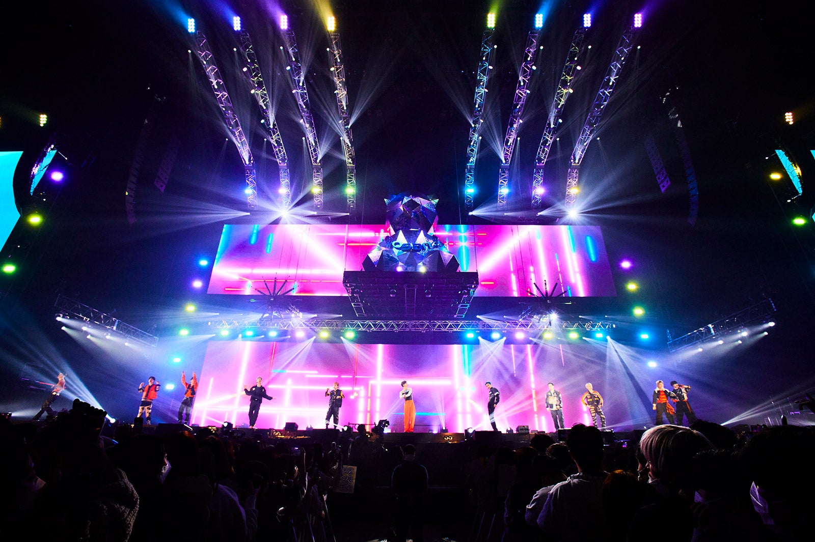 JO1（C）LAPONE Entertainment