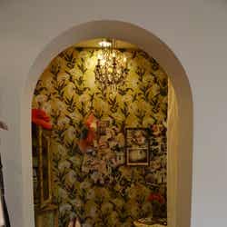 デコラティヴな試着室