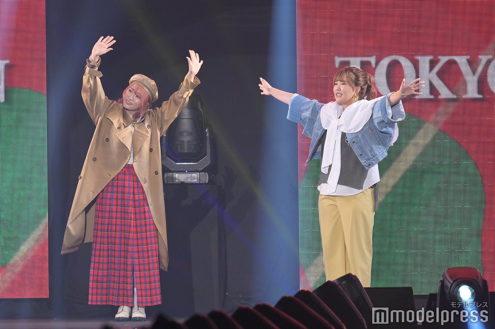 （C）モデルプレス