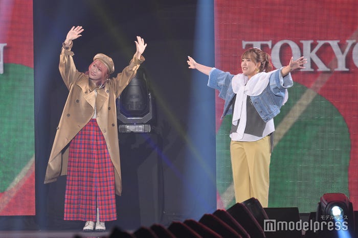 平成フラミンゴ(C)モデルプレス