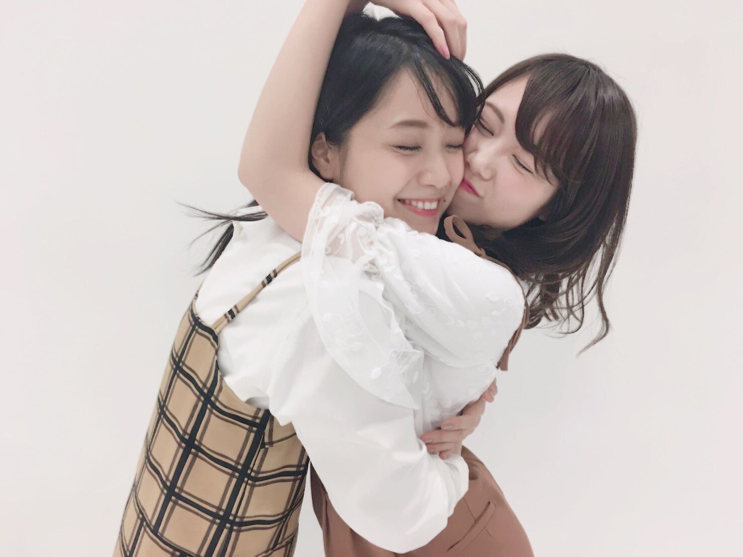 元乃木坂46深川麻衣、親友の同期メンバーと夢の共演　新たな約束も