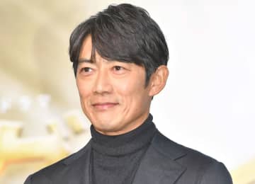 劇中でも「本当にお上品なお嬢様」【ラムネモンキー】反町隆史のJK娘役 実は制服グランプリ受賞の18歳で納得