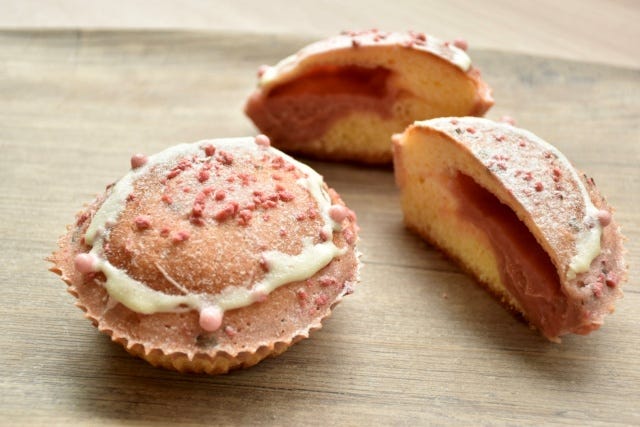 さくらが香る新作パン3種が登場♡