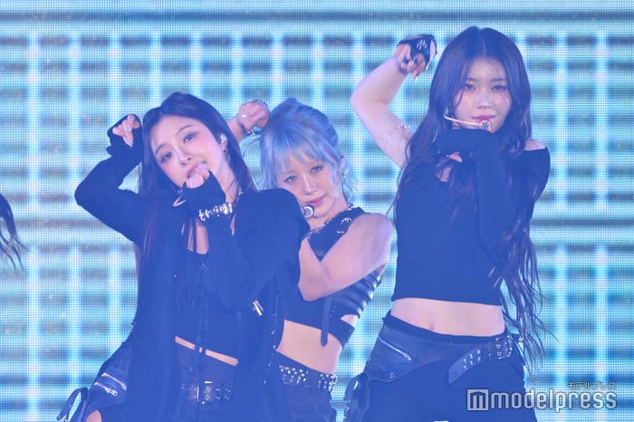 ダヨン、ヒカル、シャオティン(C)モデルプレス