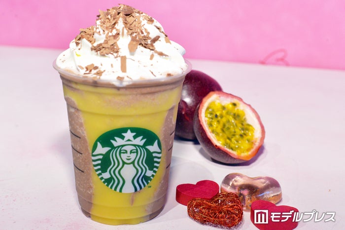 「チョコレート with パッションフルーツ フラペチーノ」（C）ビューティーガール