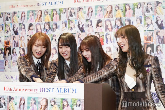 秋元真夏、賀喜遥香、与田祐希、北野日奈子(C)モデルプレス