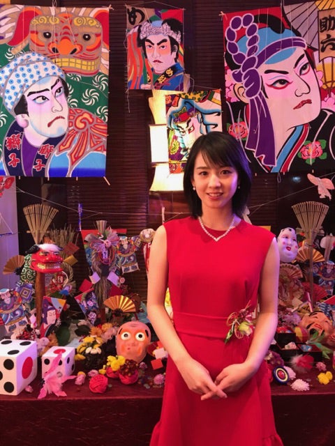 桜庭ななみ、日本食を北京語でアピール　餅つきにも初挑戦