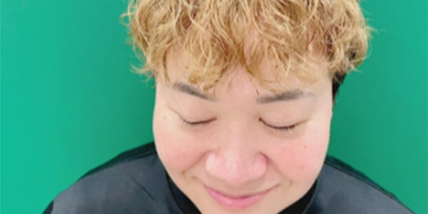 近藤春菜 パーマで プードル風ヘア にイメチェン 可愛い なでなでしたい の声 モデルプレス