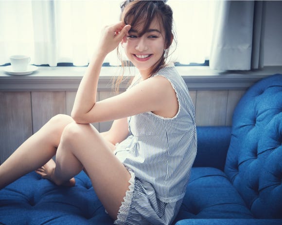 SCRUNCHY¥1,900、SET-UP¥14,800/STELLAR HOLLYWOOD(C)TOPLOG