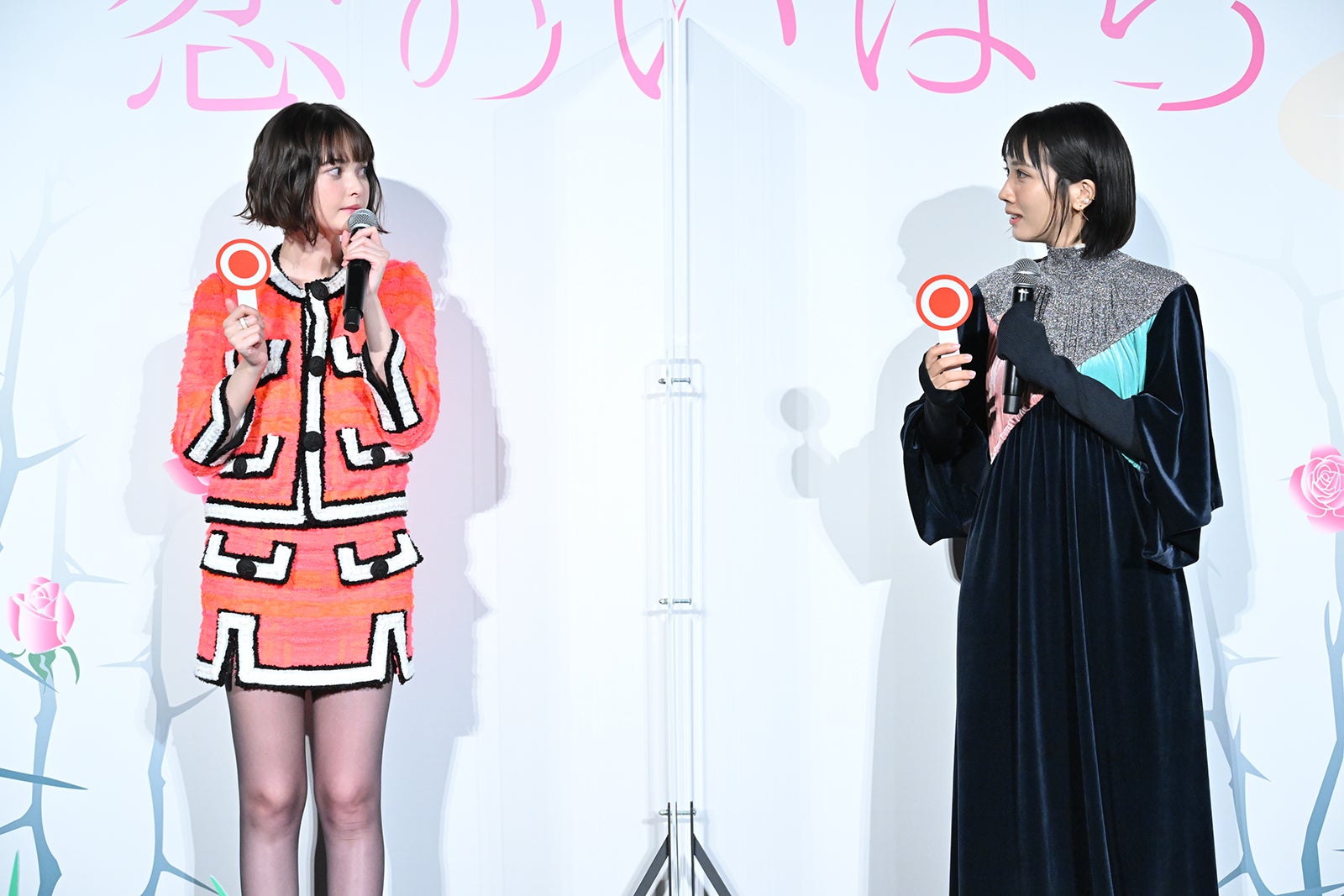 玉城ティナ、松本穂香 （C）2023「恋のいばら」製作委員会