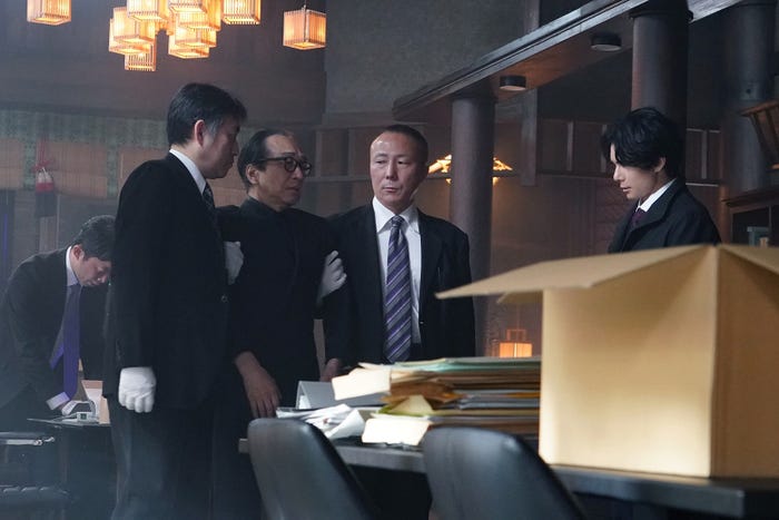 小日向文世、柿澤勇人「全領域異常解決室」最終話(C)フジテレビ