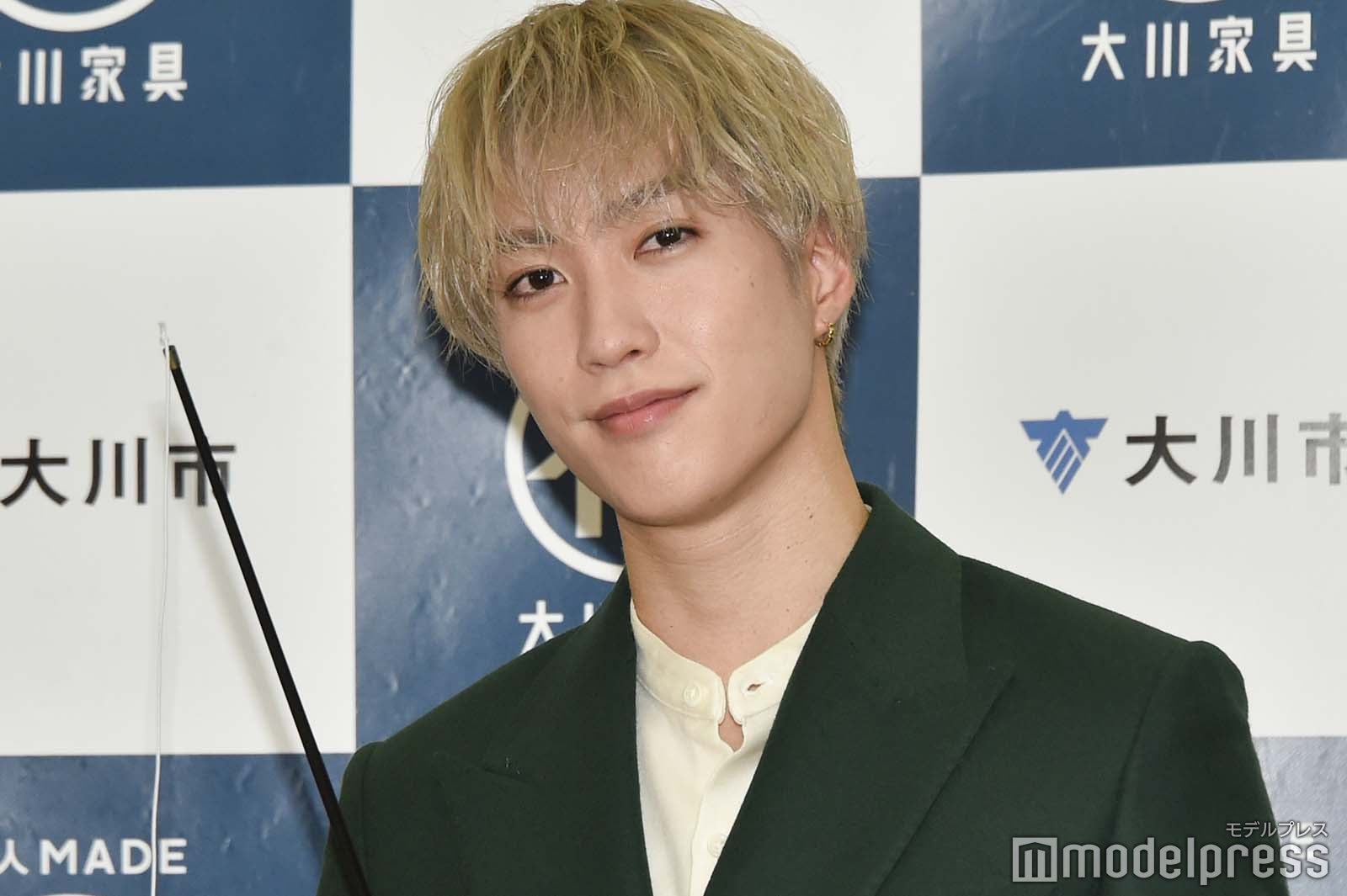 THE RAMPAGE藤原樹、赤ちゃん抱く姿公開 さりげない“気遣い”も