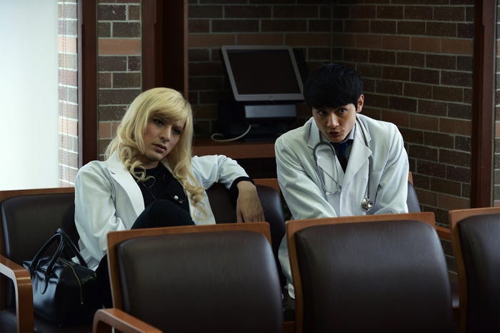 (左から)城田優、高良健吾(C)WOWOW