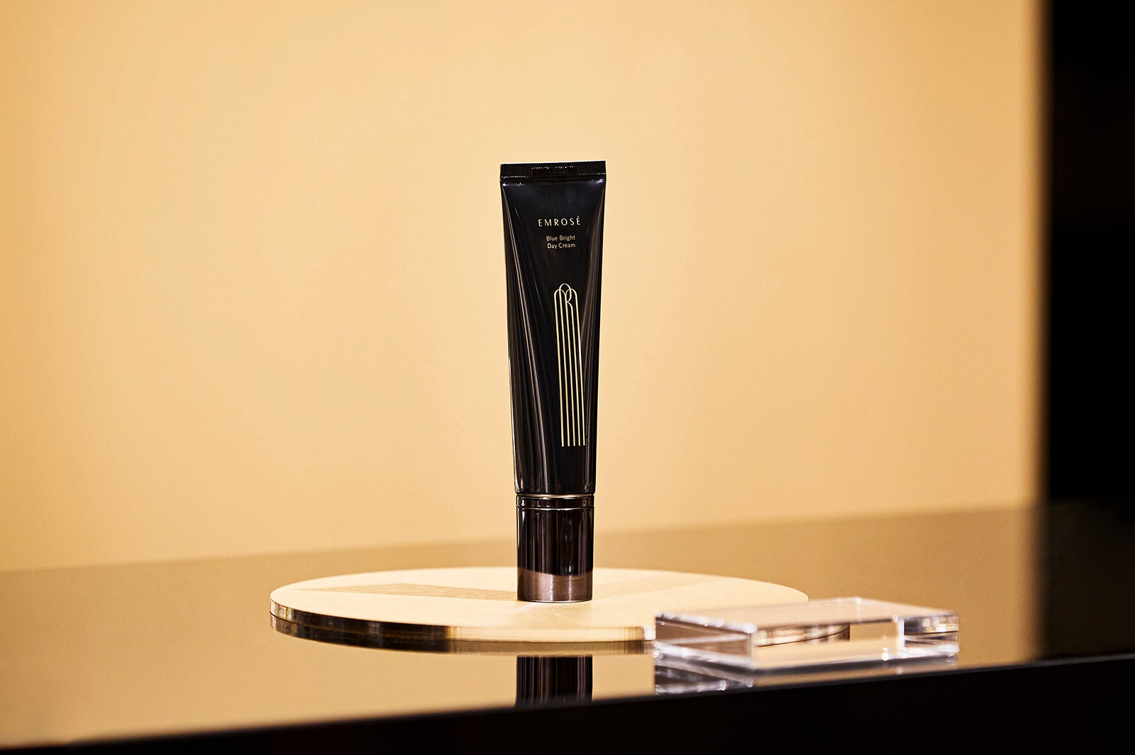 EMROSÉ（提供写真）