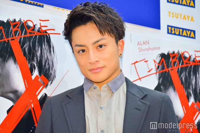 Exile白濱亜嵐 姉 ラブリの おねだり に戸惑い 連絡がさっきもきました モデルプレス Exile白濱亜嵐 姉 ラブリの おねだり に戸惑い 連絡がさっきもきました モデルプレス