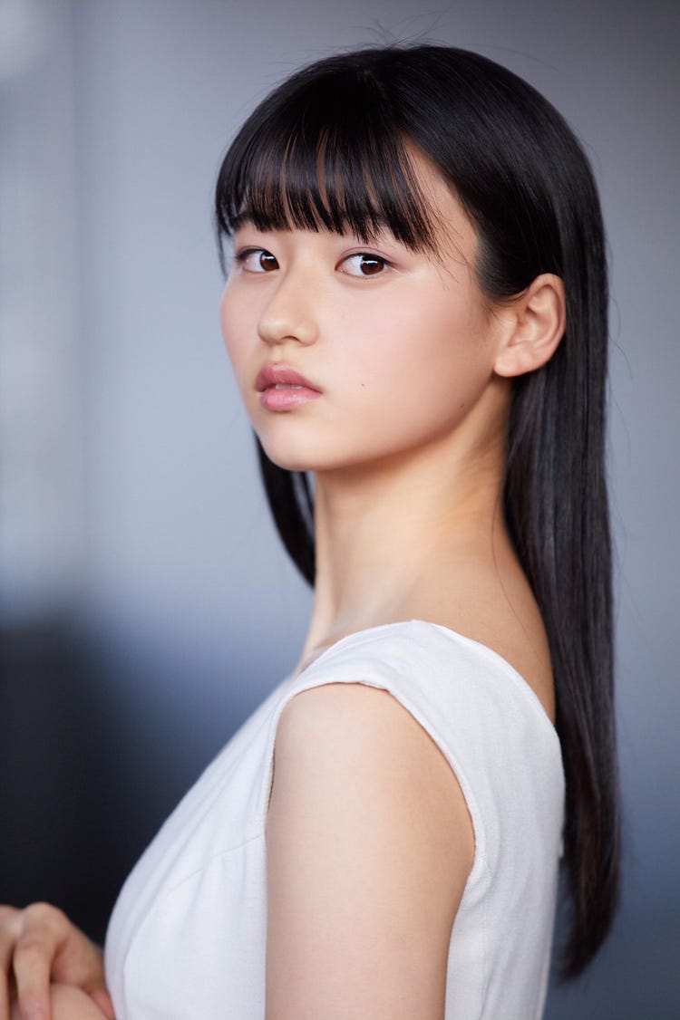 新姪っ子 アミューズ期待の新人女優・菊池日菜子「醉いどれ天使」で舞台初出演 オーディションで役射止める【注目の人物】 - モデルプレス