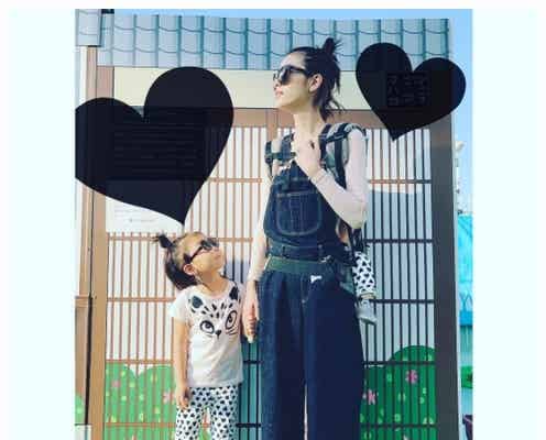 木下優樹菜、“おしゃれ親子ショット”公開「将来はモデルさん?」娘の姿に注目集まる
