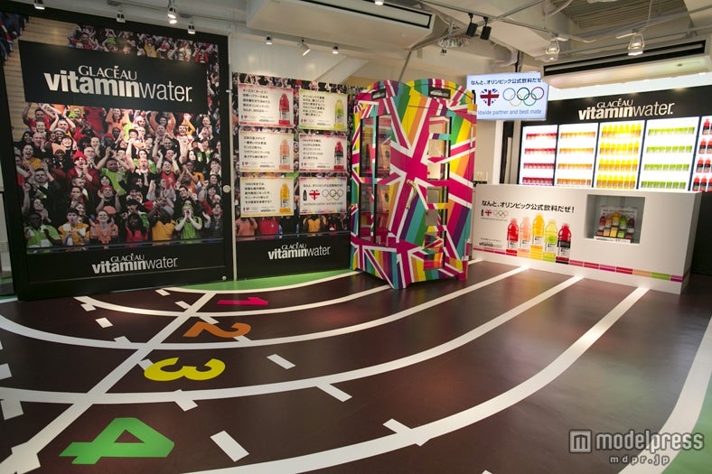 「ロンドンオリンピック応援グラソー ラウンジ」内装