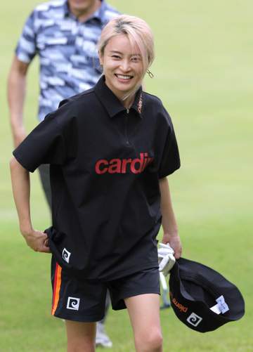 小島瑠璃子「浮世離れした一日でした」 活動休止時期も回想 「叙々苑カップ 芸能人ゴルフチャンピオン決定戦」出場