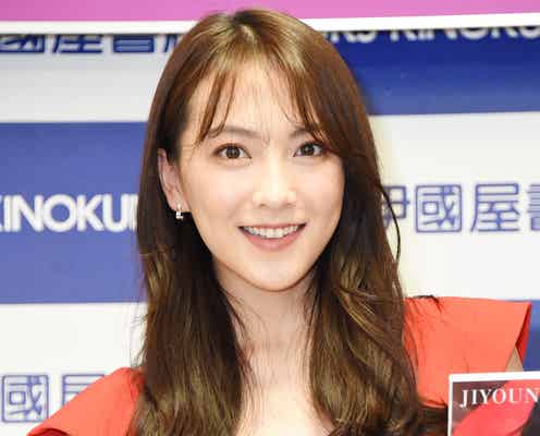知英、デビュー8周年でファンに感謝 ハラ&スンヨンへ祝福も