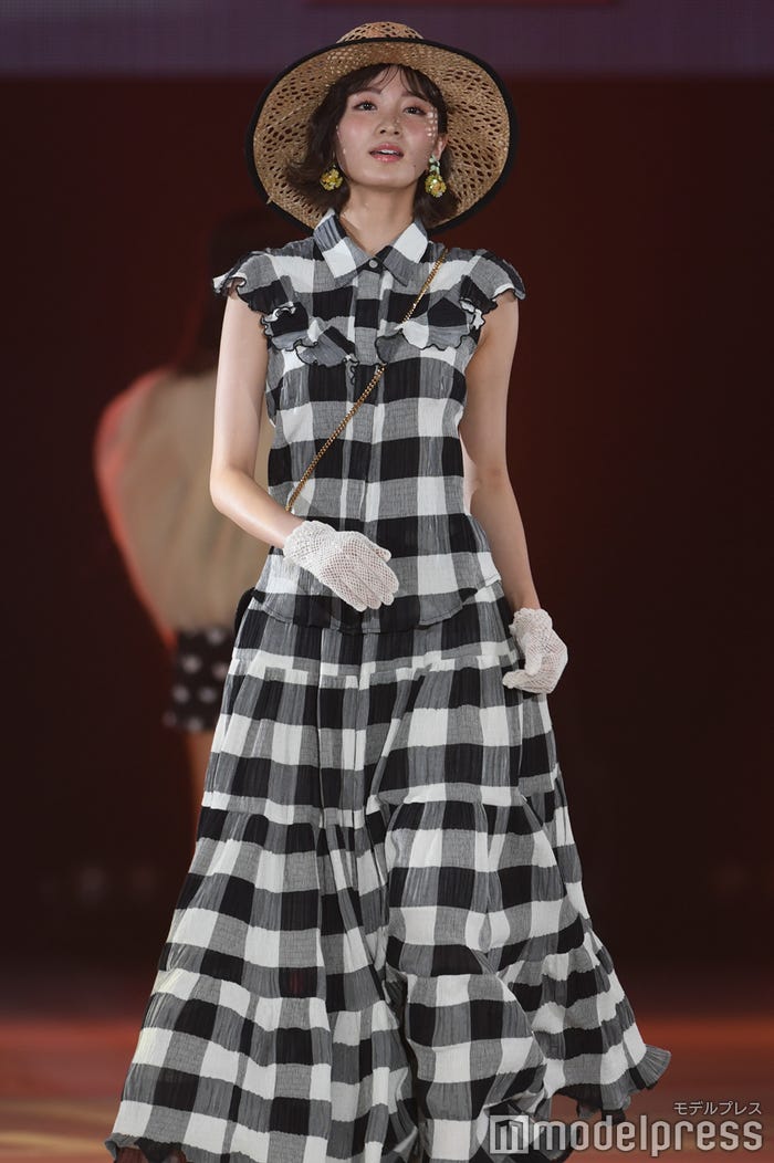 岡崎紗絵(C)モデルプレス