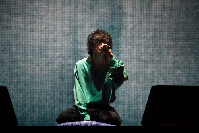 米津玄師/「米津玄師 2022 TOUR/変身」の様子(C)太田好治/立脇卓/横山マサト/八尾武志