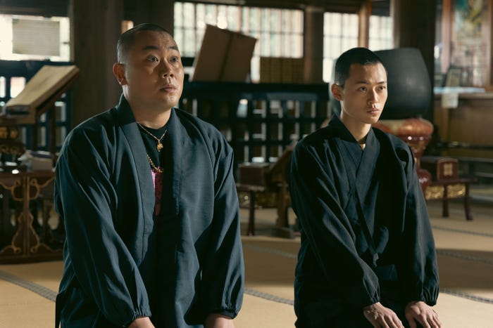 岡部大、中山翔貴(C)「しろめし修行僧」製作委員会