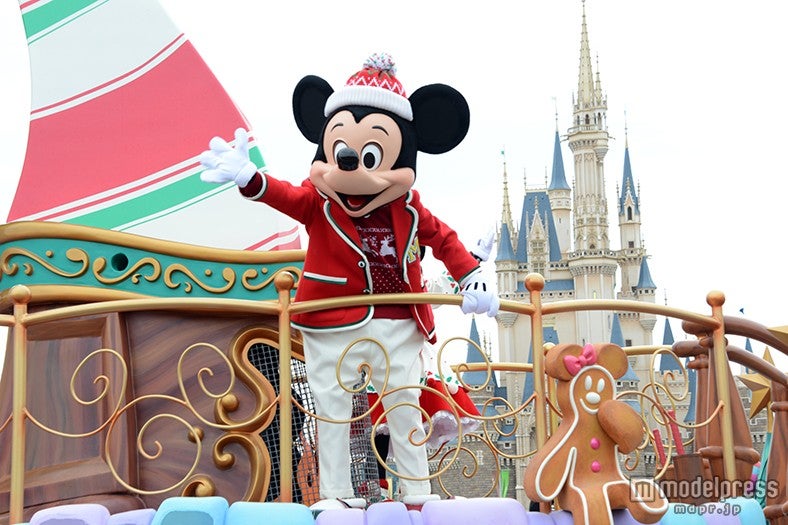 パレード「ディズニー・クリスマス・ストーリーズ」