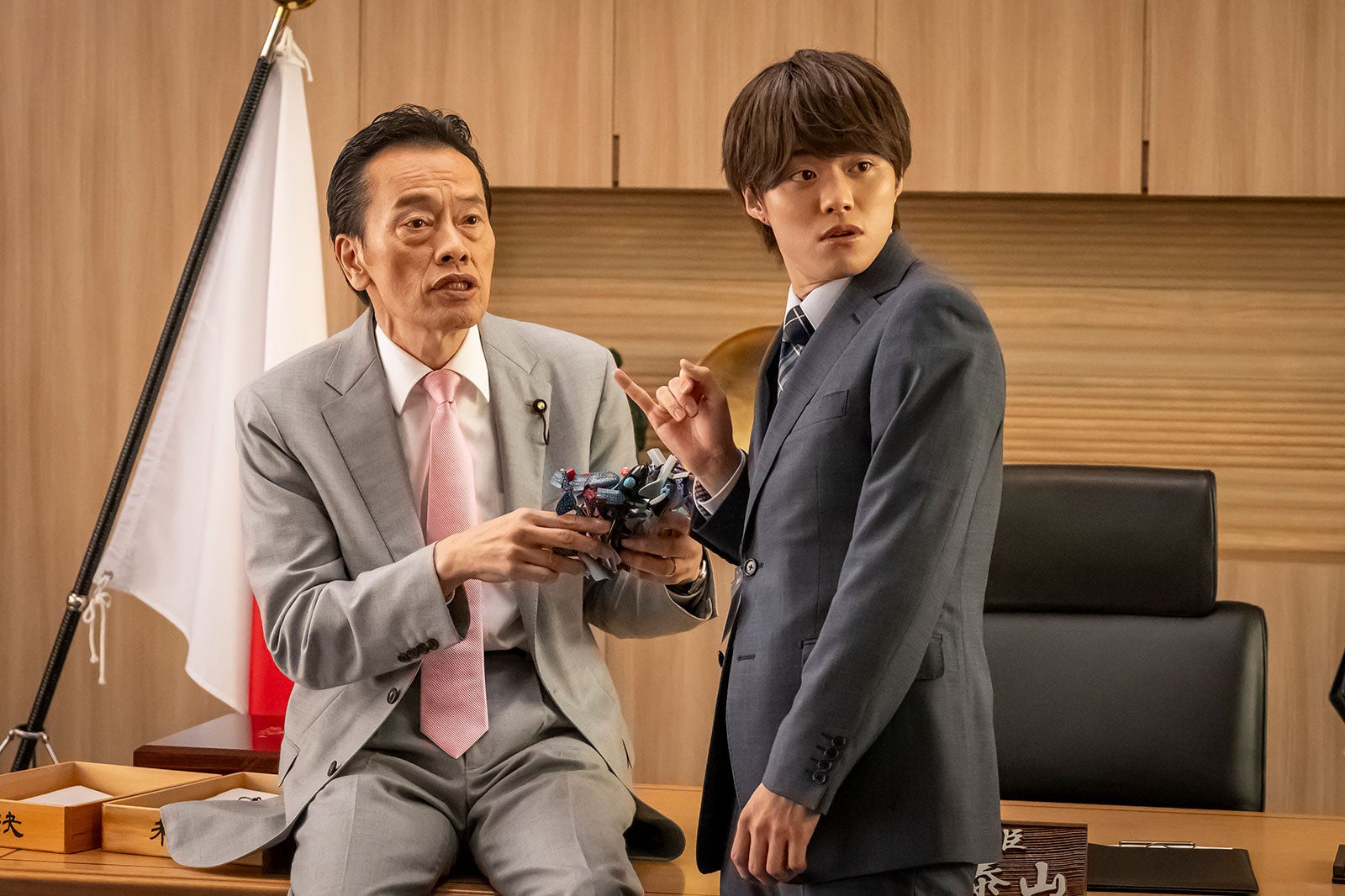 遠藤憲一、大橋和也「民王R」第3話（C）テレビ朝日