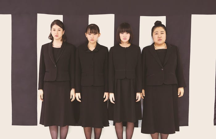 松本若菜、浅川梨奈、吉本実憂、枝元萌(提供写真)