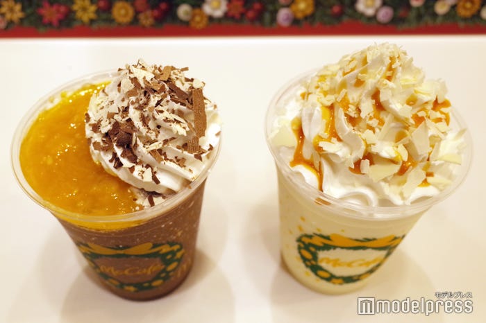 左から:ショコラオレンジフラッペ、ホワイトスノーチョコフラッペ(C)モデルプレス
