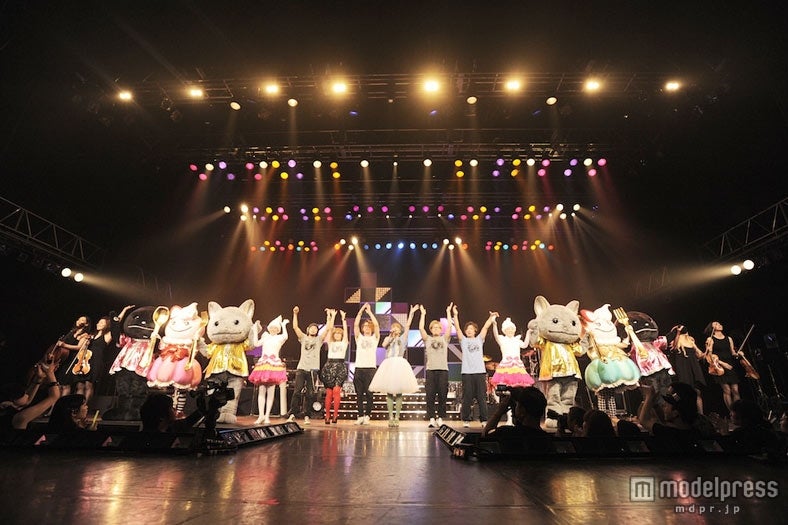 「MEG 10TH ANNIVERSARY PARTY "Arrivee"」フィナーレ