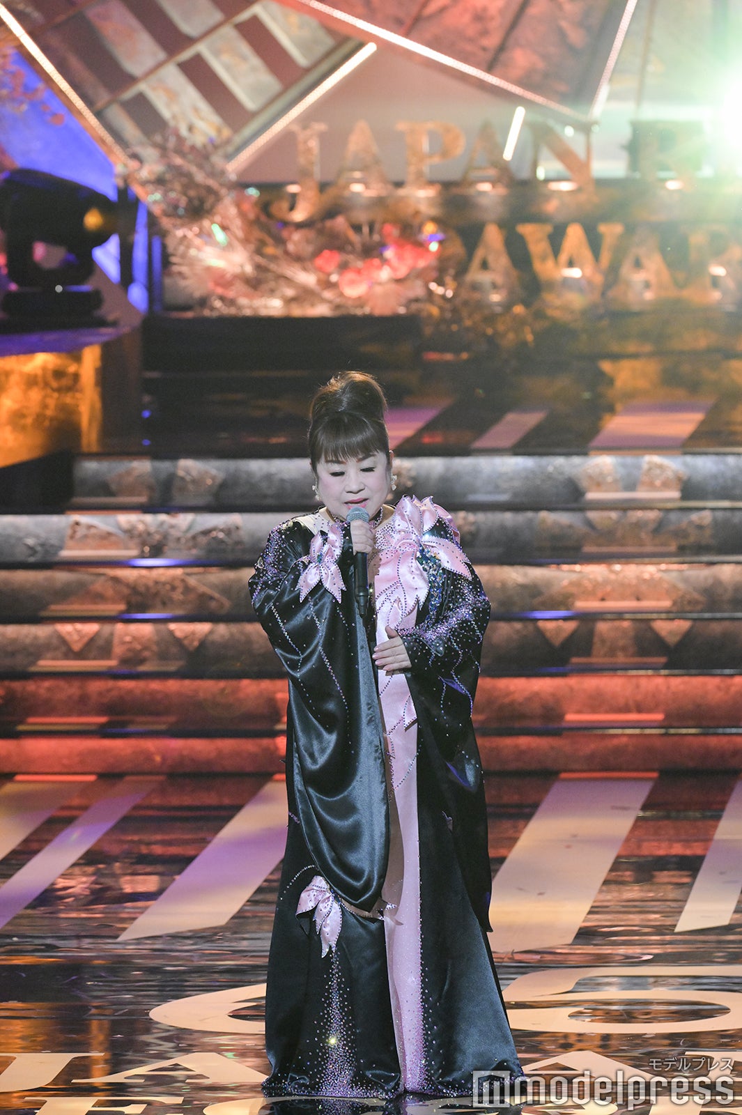 （C）モデルプレス