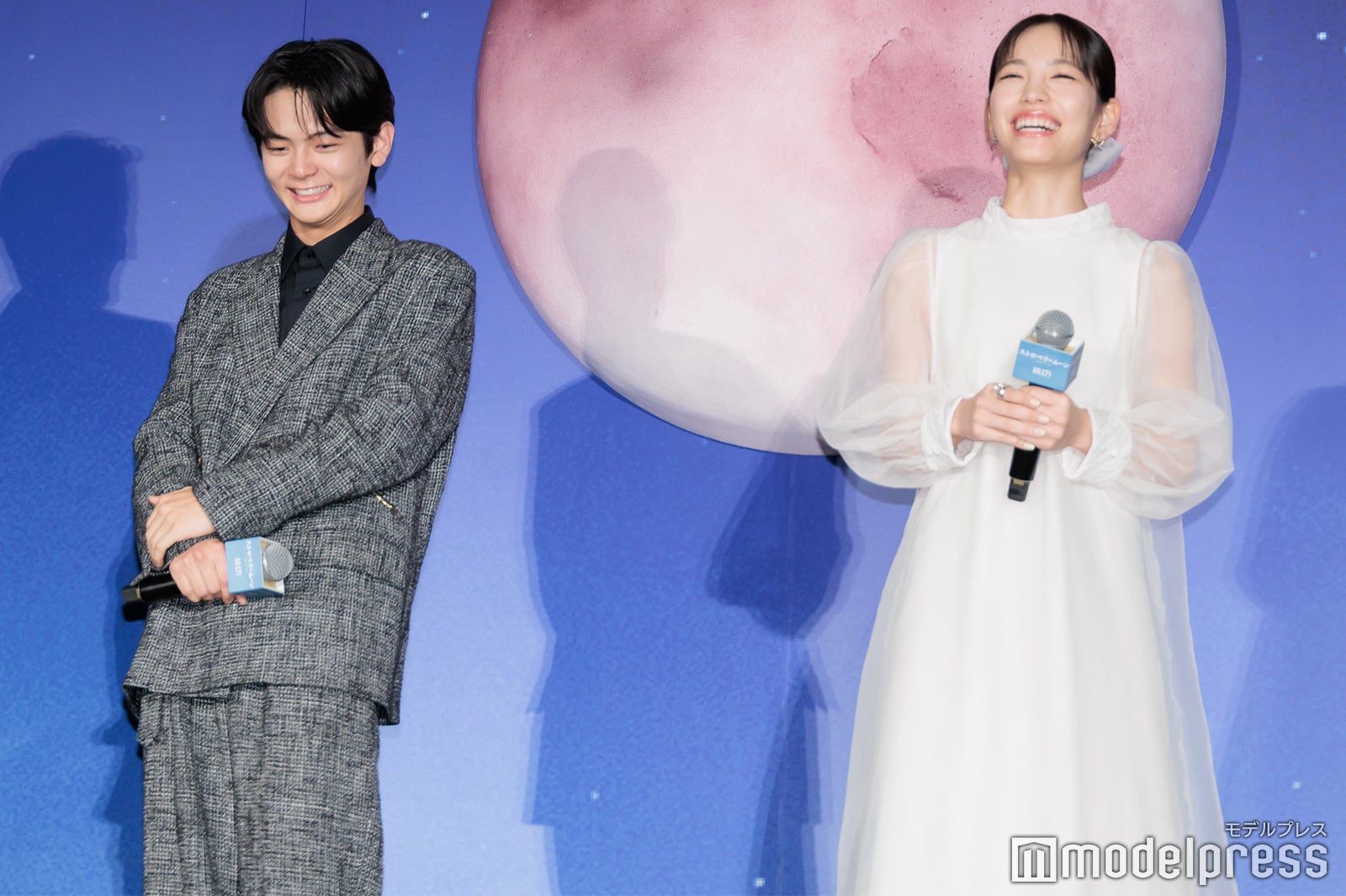 齋藤潤、當真あみ（C）モデルプレス