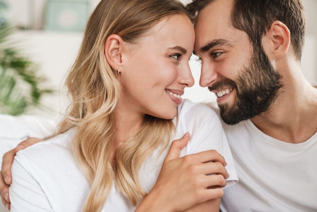 恥ずかしがらずにちゃんと言ってる 愛してる で深まるカップルの絆 モデルプレス