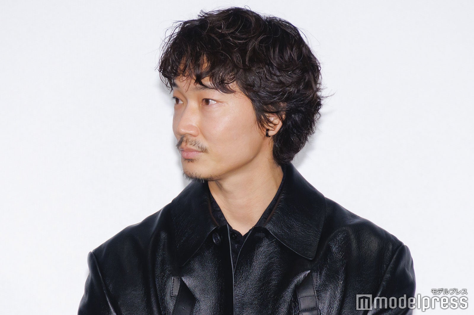 綾野剛（C）モデルプレス