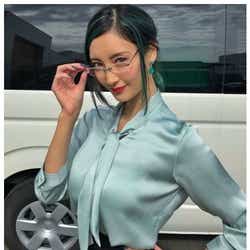 モデルプレス - 菜々緒、“巨乳の実写化”に挑戦「ちゃんと巨乳です」