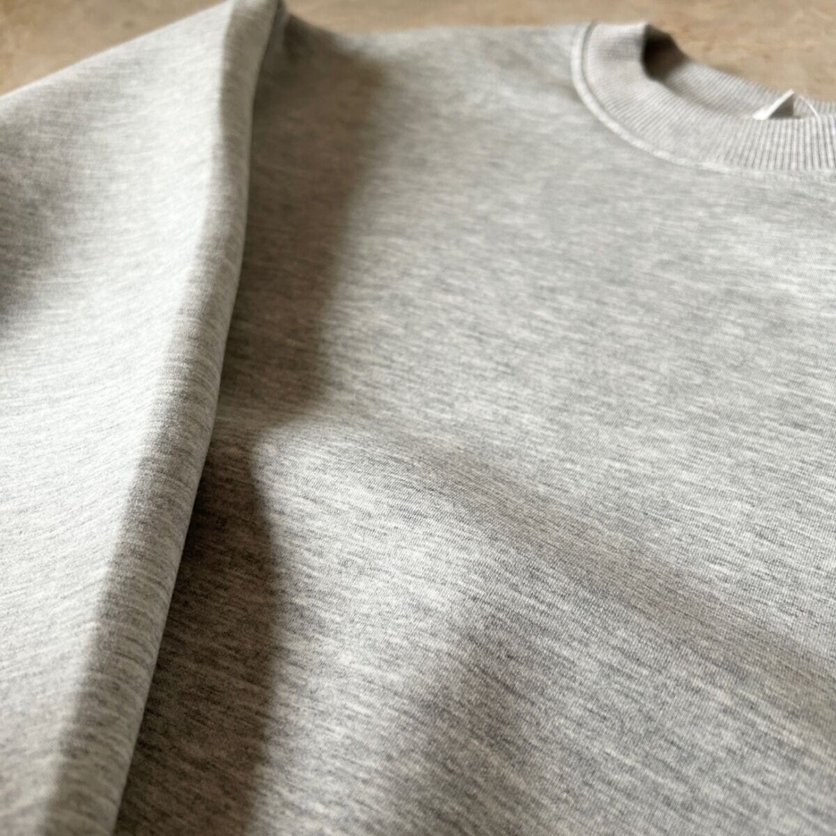 GUパフスウェットプルオーバーの生地感