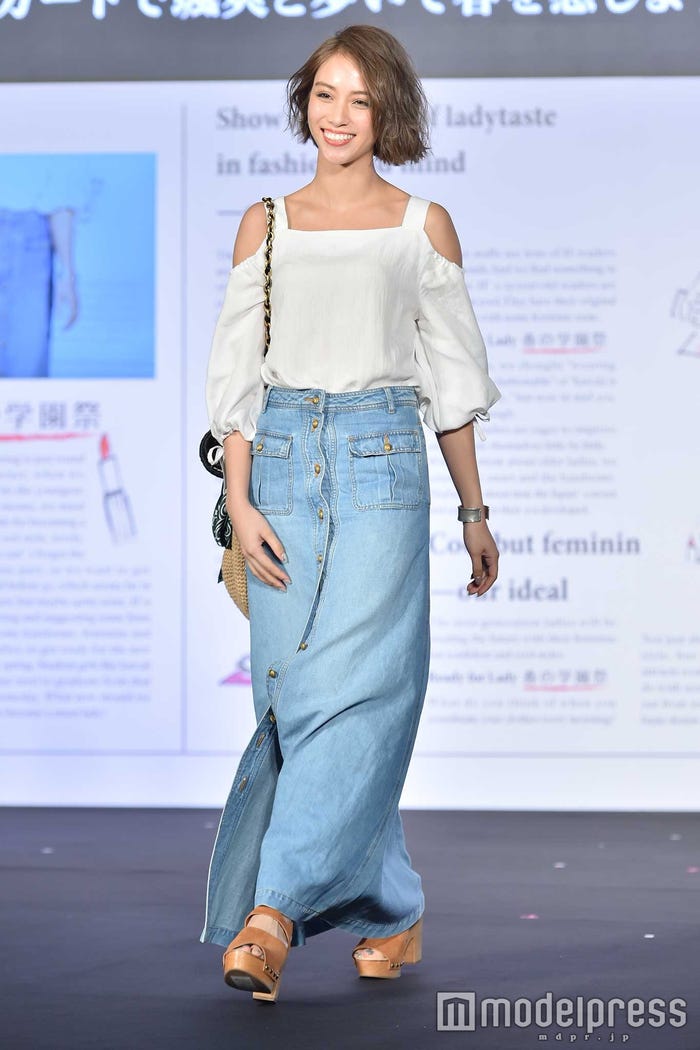 滝沢カレン(C)モデルプレス