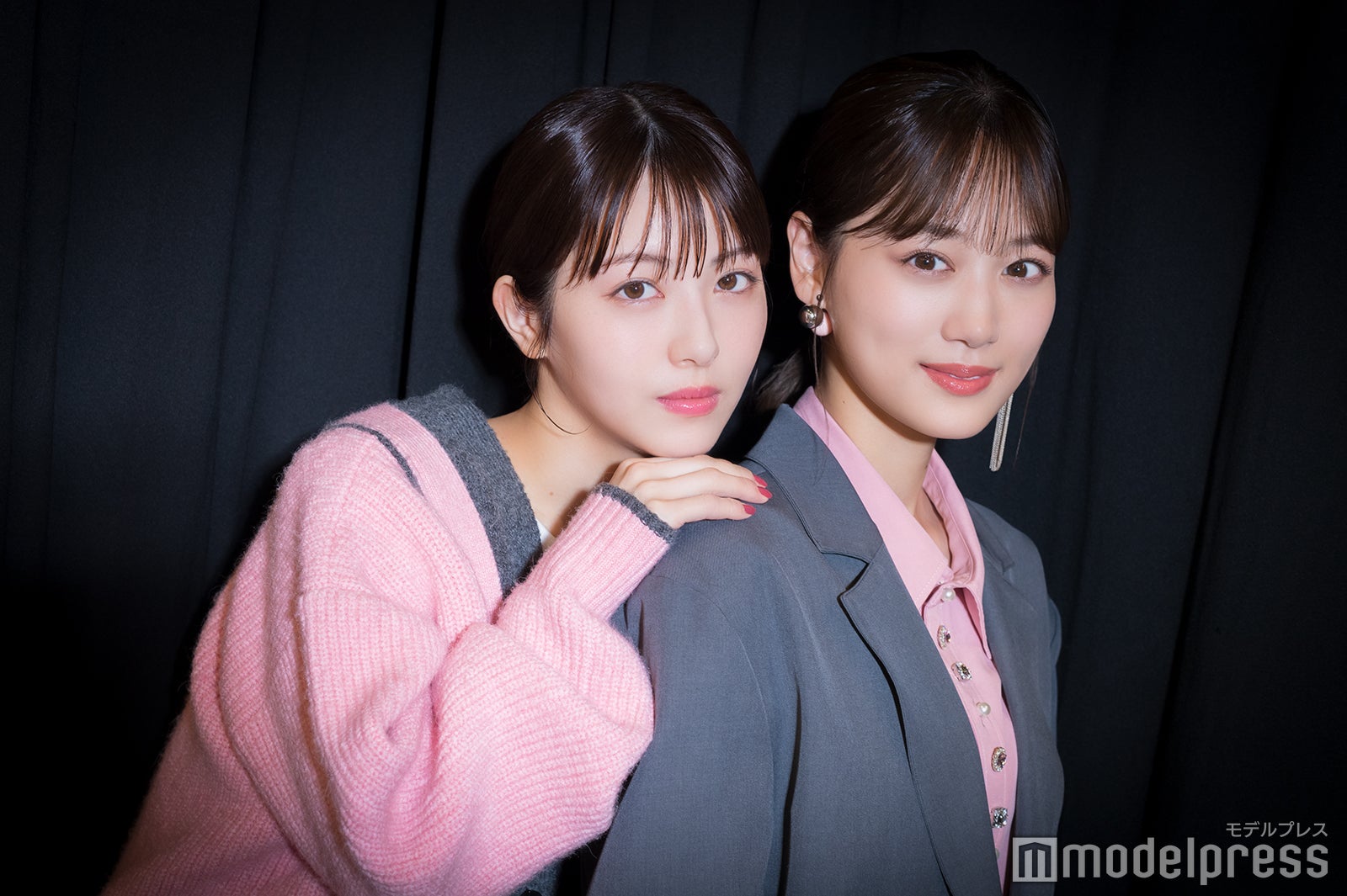 浜辺美波×山下美月（C）モデルプレス