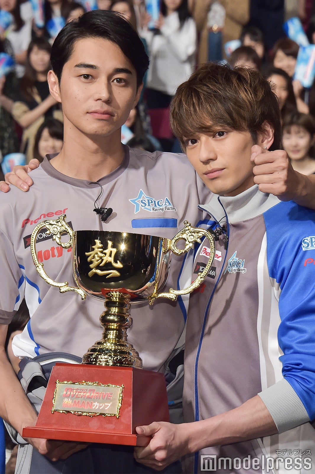 東出昌大、新田真剣佑 （C）モデルプレス