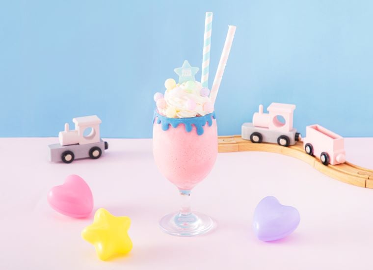 メリーゴーランドシェイク　税込1,390円（C）2025 SM ENTERTAINMENT JAPAN （C）SM Ent.