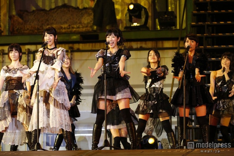 「AKB48 2013 真夏のドームツアー～まだまだ、やらなきゃいけないことがある～」ナゴヤドーム公演初日より（C）AKS