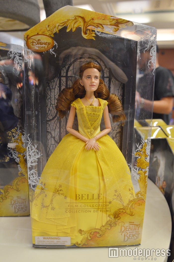 ベル エマ ワトソン 胸元 背中ざっくりドレスで登場 ディズニー実写版 美女と野獣 イケメンキャストも集結の豪華ワールドプレミア現地レポ モデルプレス ベル エマ ワトソン 胸元 背中ざっくりドレスで登場 ディズニー実写版 美女と野獣 イケメンキャストも集結の豪華ワールドプレミア現地レポ モデルプレス