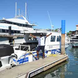 「クラウド 9」+アイランドホッピングを楽しむ日帰りクルージングの船/フィジー(C)モデルプレス