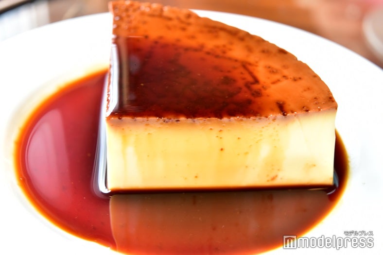 シヤチルのプリン（650円）は、昔ながらの素朴な味わい