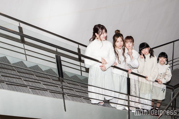 Little Glee Monster(左から)かれん、MAYU、芹奈、manaka、アサヒ(C)モデルプレス